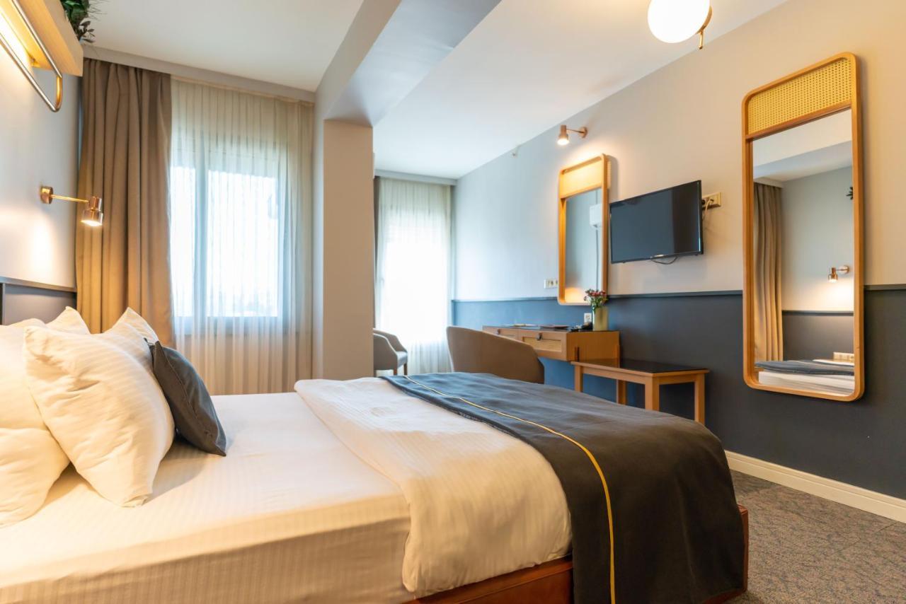 Viva La Vita Hotel İzmir Phòng bức ảnh